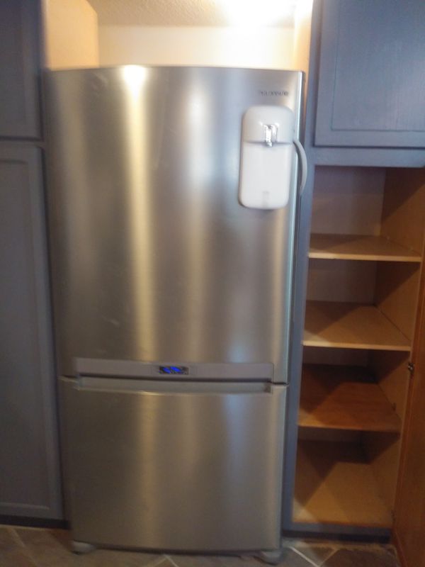 Samsung refrigerator with ice maker for Sale in La Feria ...