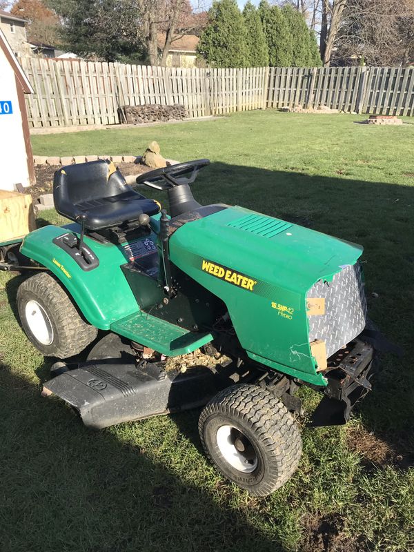 42” Weed Eater Riding Lawn Mower with Cart for Sale in North Ridgeville