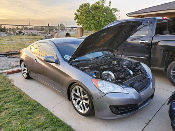 Hyundai Genesis Coupe bk1 2.0T for Sale in Bloomington, CA - OfferUp