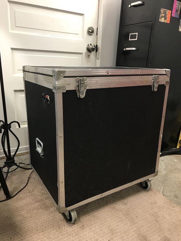 Excellent Isolation Guitar Amp Speaker Travel Case on Wheels 12