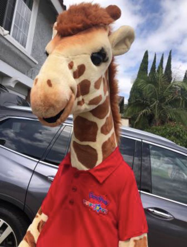 Toys R Us - Geoffrey the Giraffe Official Mascot Costume - Extremely