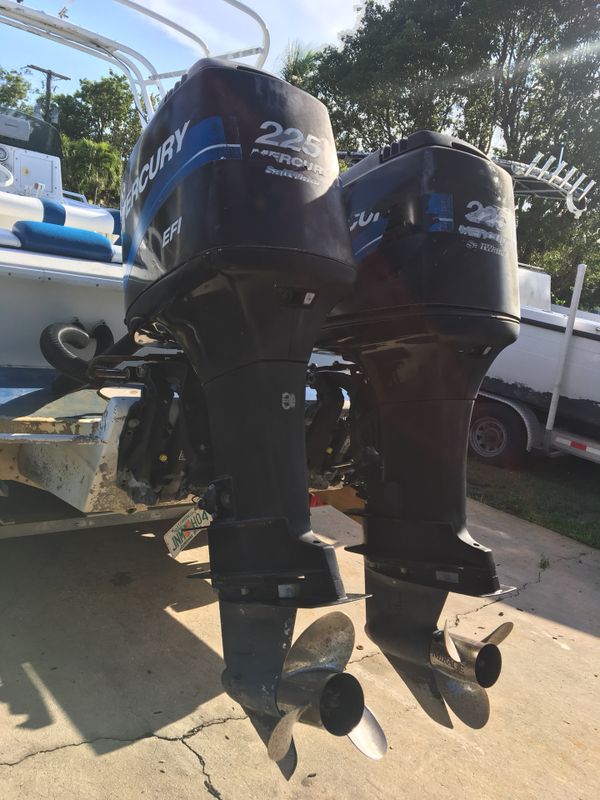 2000 Mercury 225 efi outboards for Sale in Pompano Beach,