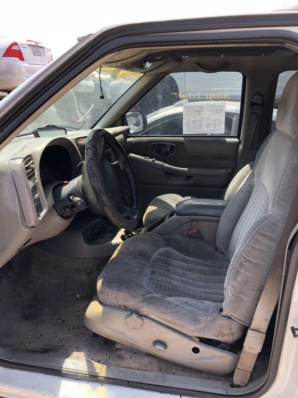 1998 Chevy blazer parts for Sale in Grand Prairie, TX - OfferUp
