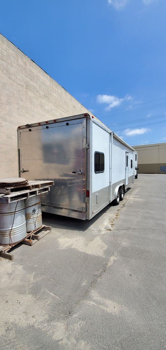2006 work and play 5th wheel toy hauler for Sale in Seal Beach, CA OfferUp 2006 work and play 5th wheel toy hauler for Sale in Seal Beach, CA OfferUp
