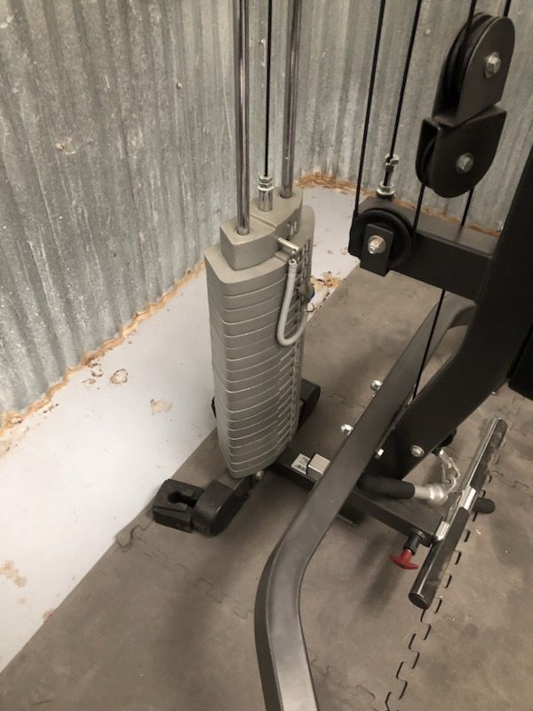 Hoist HF985 full gym! Bench,smith machine, 450lbs of Olympic weights