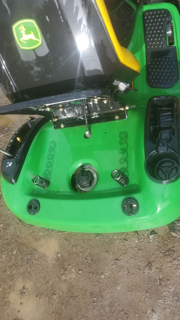 JOHN DEERE 135 AUTOMATIC. NEW BODY REBUILT MOWER DECK for Sale in