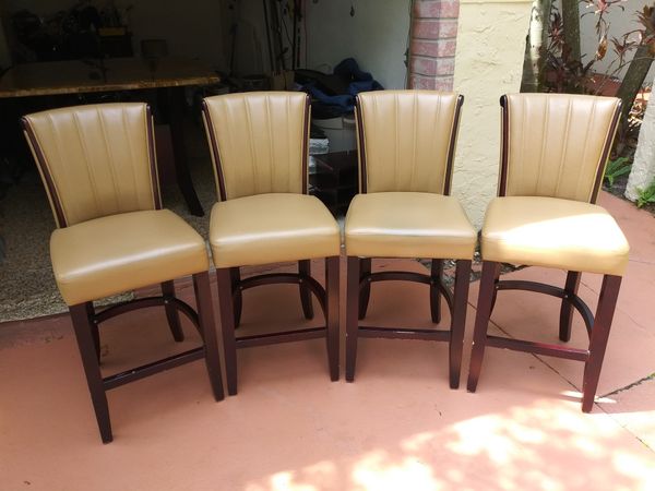 El Dorado Furniture - 5 Piece High Dining Room Set - Beautiful Set