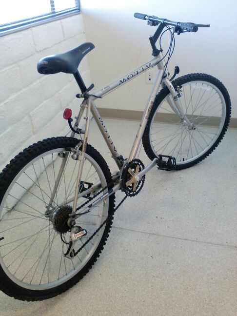 motiv rockpoint mountain bike