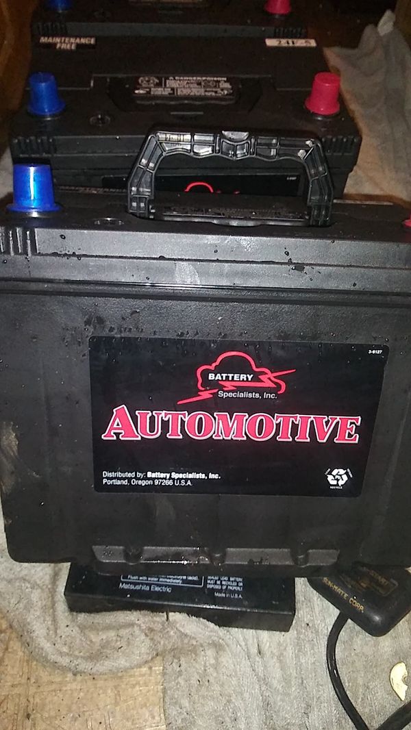 Brand new never been used Automotive Maintenance free car batteries 12volt for Sale in Portland