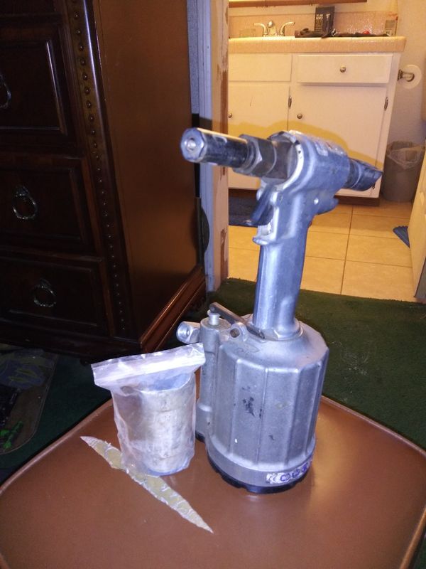 Huck Bolt Gun for Sale in Oak Glen, CA OfferUp