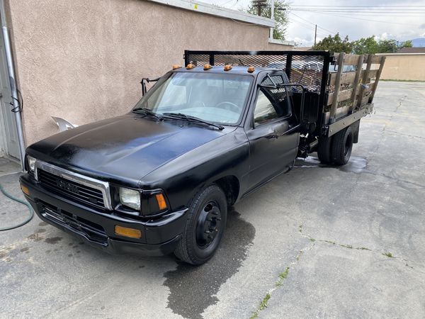 1990 Toyota Pick up Dump for Sale in Pomona, CA - OfferUp