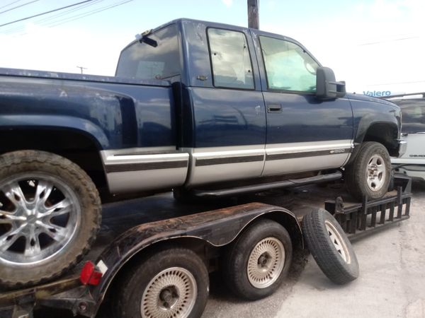 96 Chevy Stepside 4 x 4 extended cab for Sale in San Antonio, TX - OfferUp