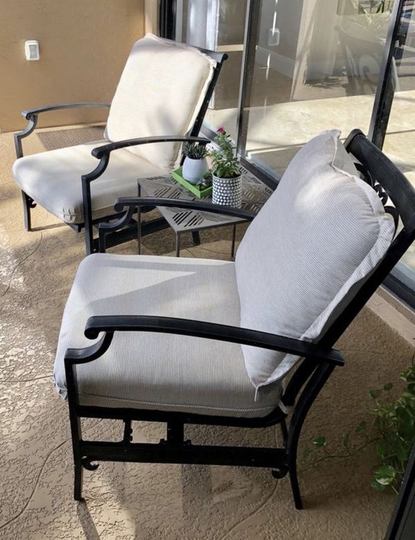 Thomasville Messina Patio Metal Chairs. Pair of 2. RETAIL PRICE 600