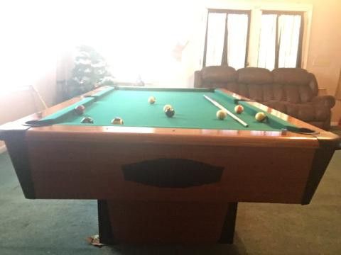 chicagoan pool table