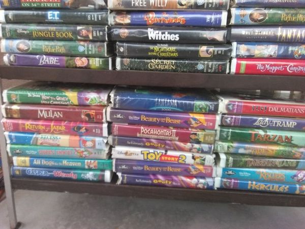 100 Disney VHS for Sale in Albuquerque, NM - OfferUp