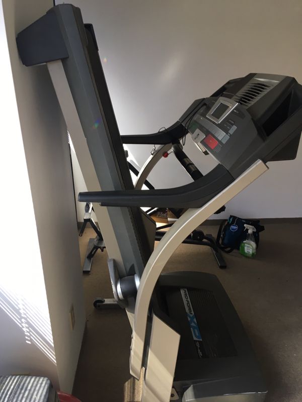 Proform XP 542 treadmill for Sale in Tempe, AZ OfferUp