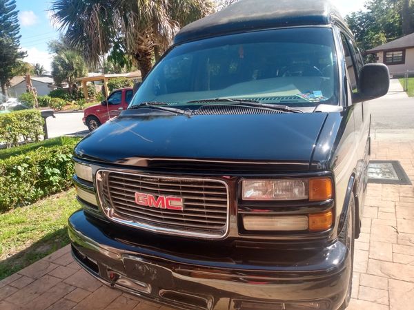 Gmc savana 2000