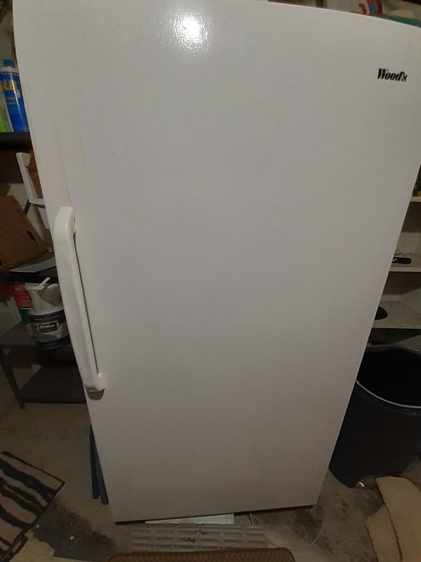 Woods Upright freezer for Sale in Milwaukee, WI OfferUp