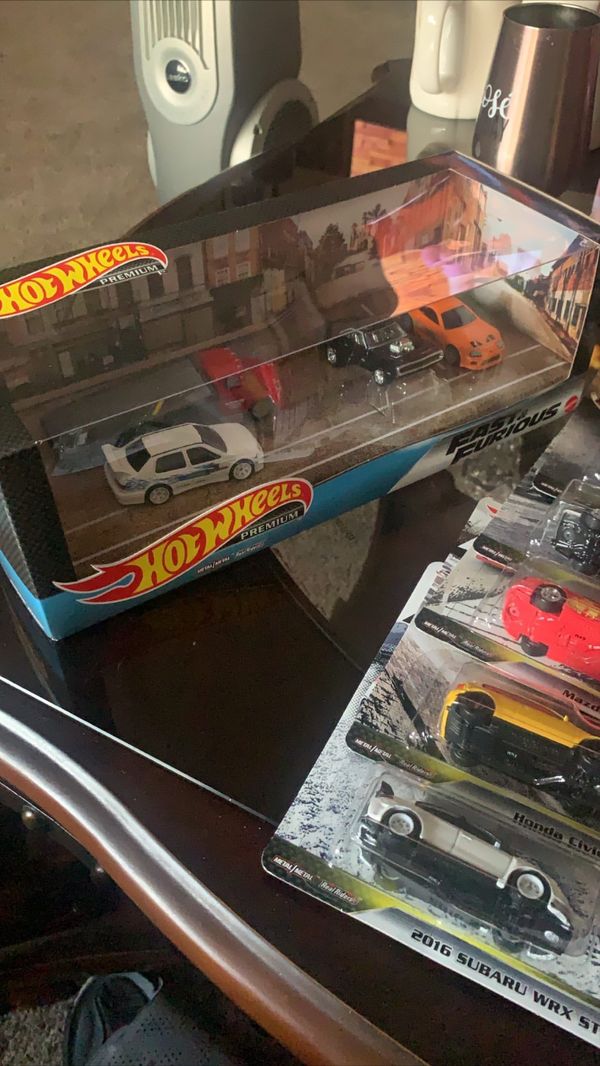 hot wheels premium diorama set