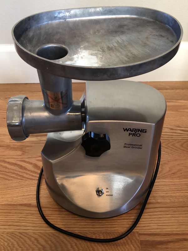 Waring Pro Professional Meat Grinder MG800 for Sale in Woodinville, WA