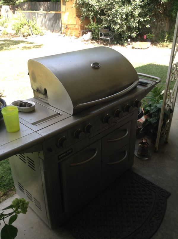 Kirkland Signature Propane Grill For Sale In Sacramento CA OfferUp   06a7adfa51f6403696b74853908119b7 