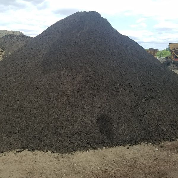 6 Yards Garden Blend Soil Delivered For Sale In Olympia, Wa - Offerup