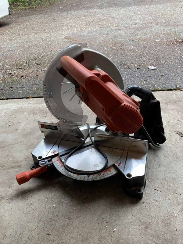 Black and decker 10 inch miter saw for Sale in Woodinville, WA OfferUp