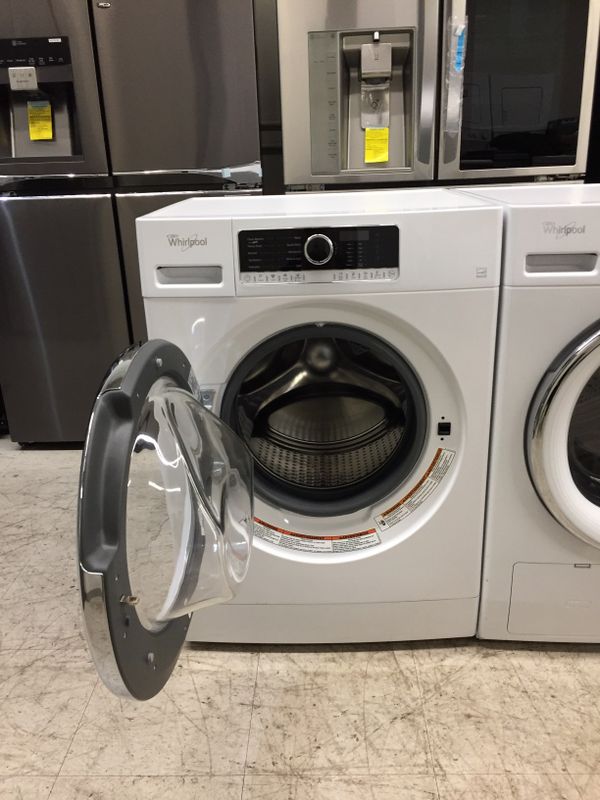 Whirlpool 24 inch Front Load Washer and VENTLESS Dryer (Electric 220v