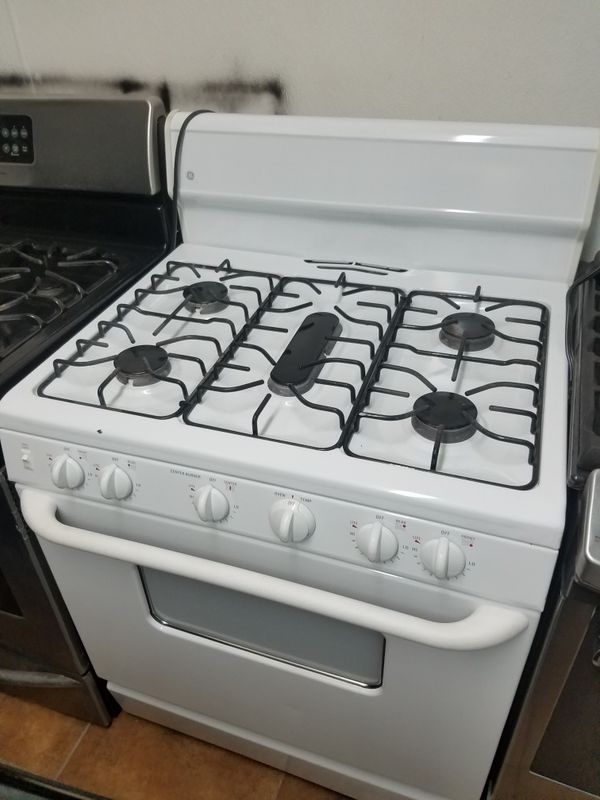 White gas stove for Sale in Houston, TX OfferUp