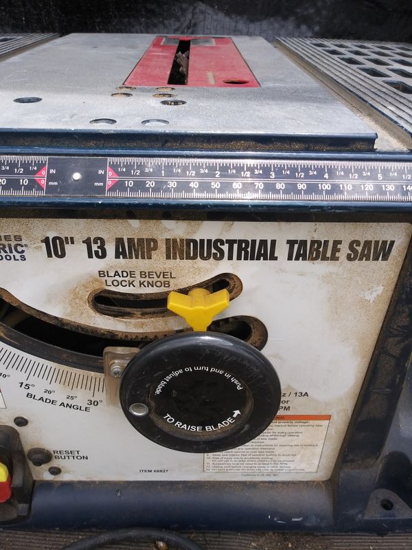 Chicago electric 10" 13AMP industrial table saw for Sale in Pasadena