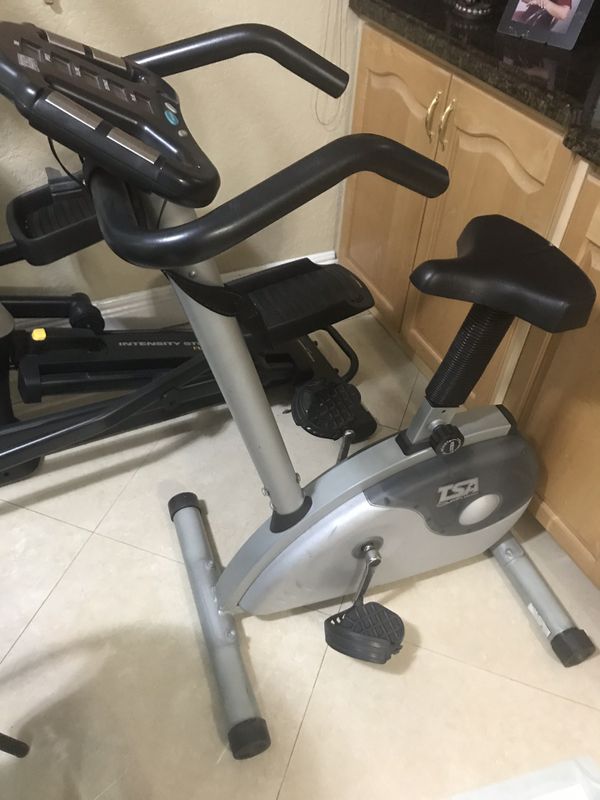 Stationary bike for Sale in Miami Gardens, FL OfferUp