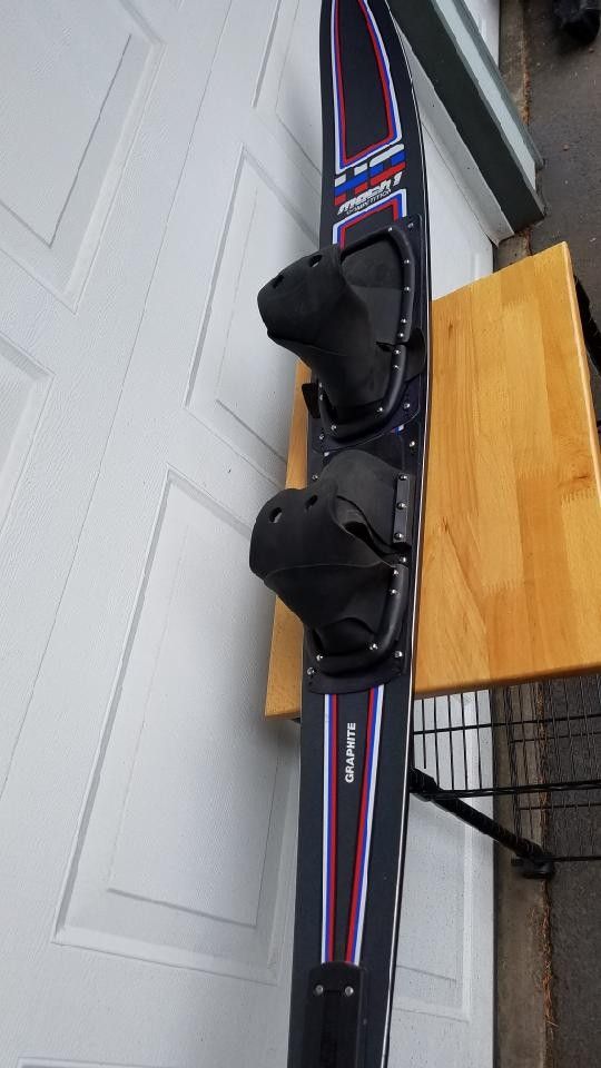 Slalom Water Ski 67" HO Mach 1 with double boots, men's size 12 for Sale in Renton, WA OfferUp
