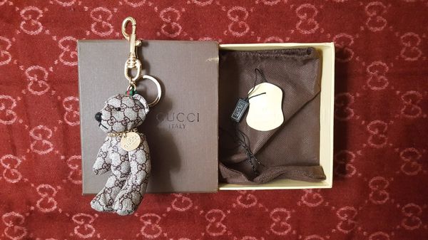 gucci keychain bear