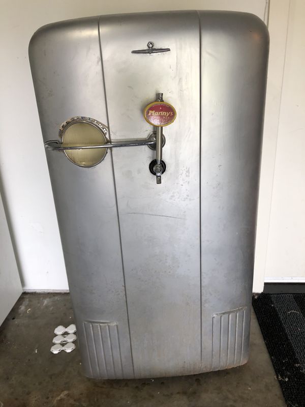 Vintage Refrigerator turned Kegerator for Sale in Medina, WA OfferUp