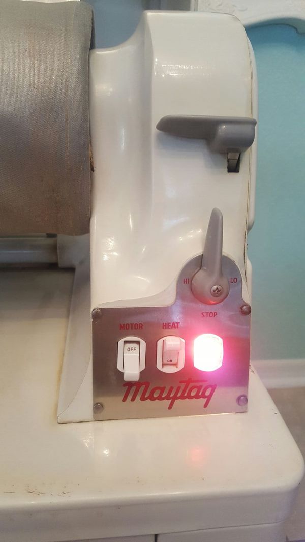 1950's Vintage Maytag Mangle Electric Roller Iron Automatic Ironer for Sale in Orlando, FL