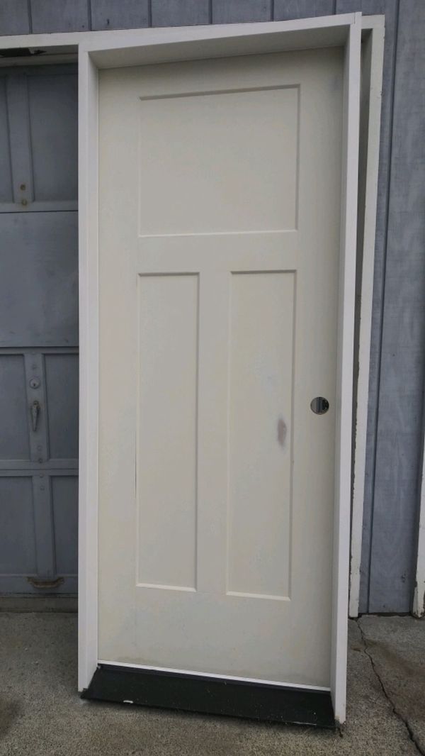 32” Prehung Exterior Door for Sale in Ruston, WA OfferUp