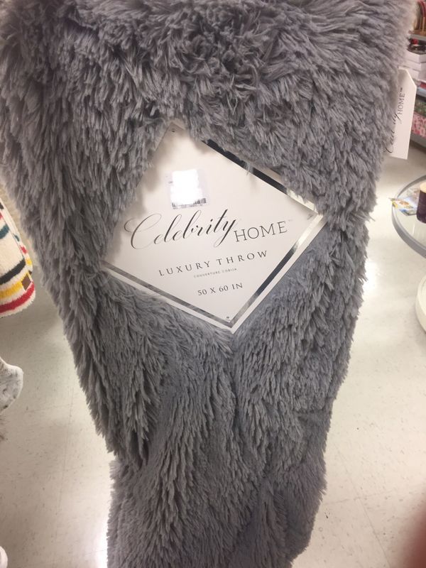 NEW! Celebrity Home Throw Blanket Luxury Home for Sale in Torrance, CA