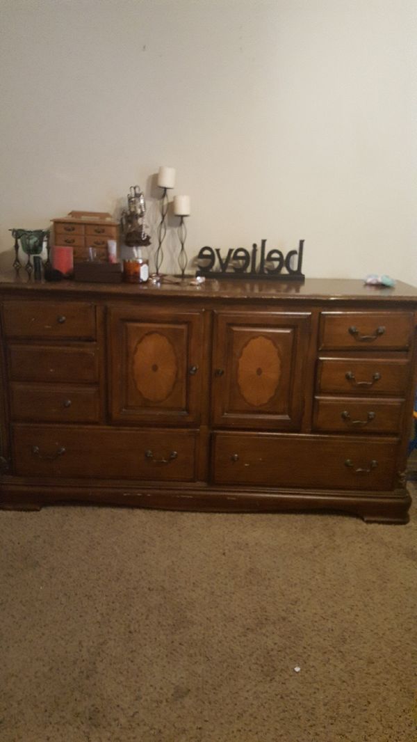 Bedroom furniture set for Sale in Lubbock, TX - OfferUp