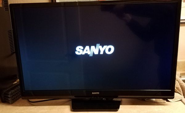 how to open the back of a 32 inch sanyo flat screen tv