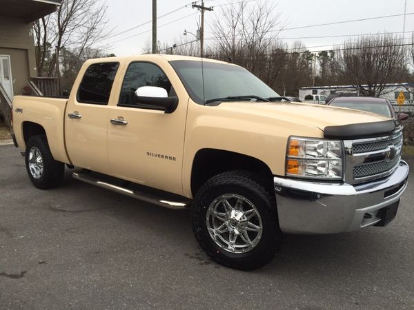 2012 Chevy Silverado LT 4x4 Desert Storm tan for Sale in Rock Hill, SC ...