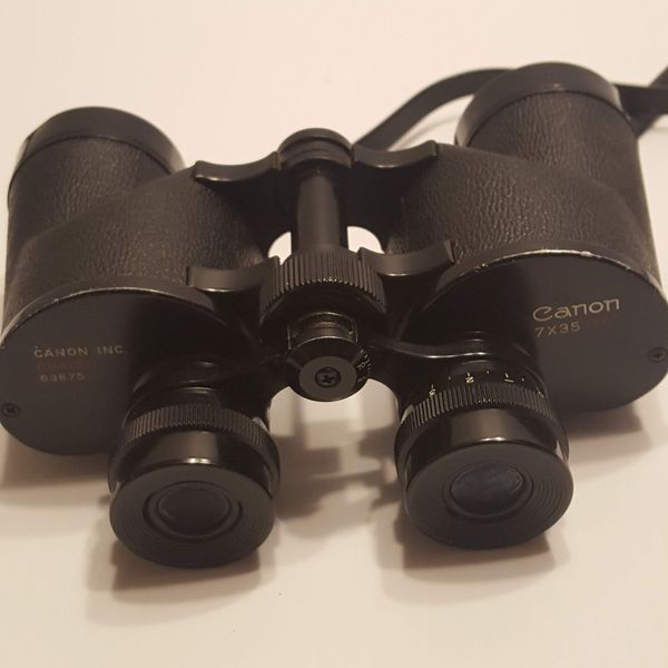 canon 7x35 binoculars