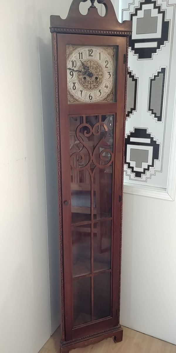 Vintage grandfather clock by Colonial of Zeeland for Sale in San