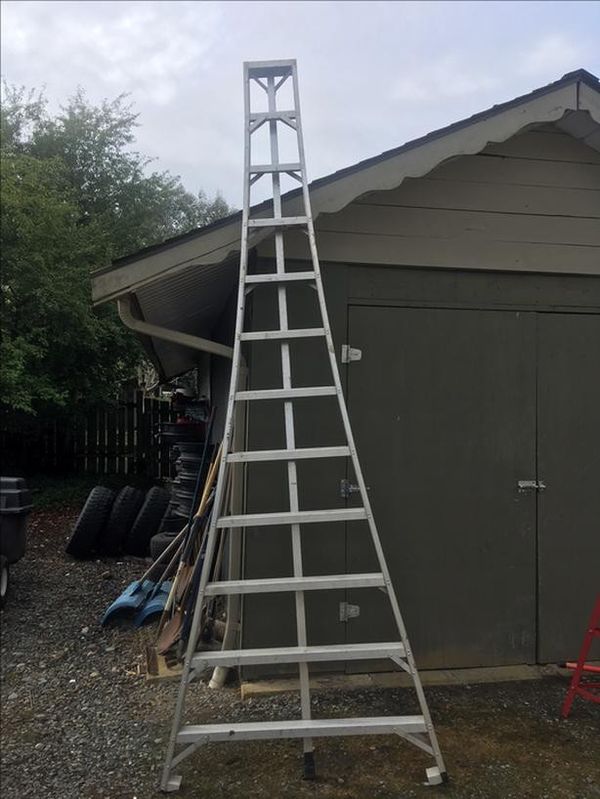 180 good condition 12 foot orchard ladder aluminum 180 for Sale in ...