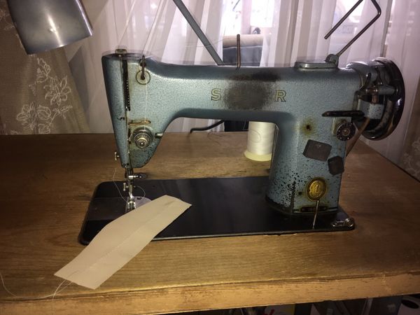 Singer sewing machine 188k1 for Sale in Fort McDowell, AZ - OfferUp