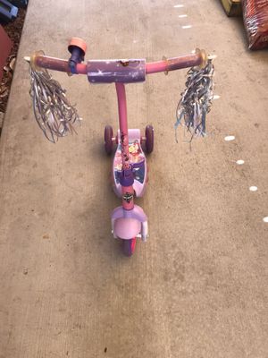 Princess scooter 3 wheels for Sale in Covina, CA