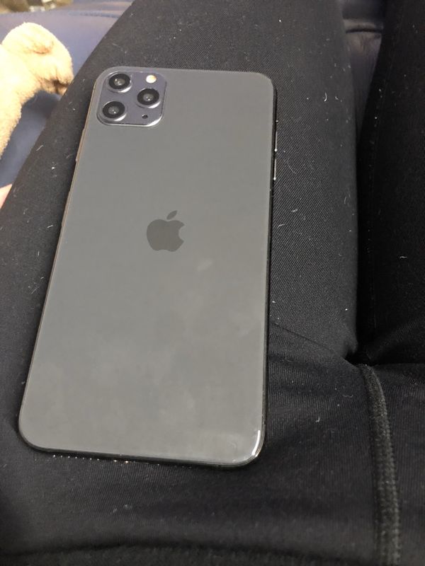 Fake iPhone 11 pro max 512 gb unlocked Android based for Sale in San