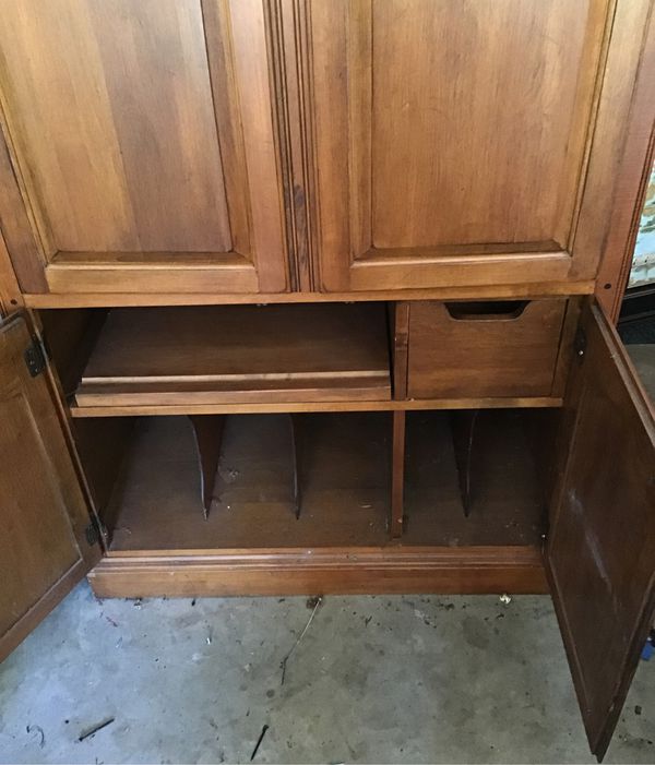1986 Maple Ethan Allen Cabinet Home Decor Tv stand for ...