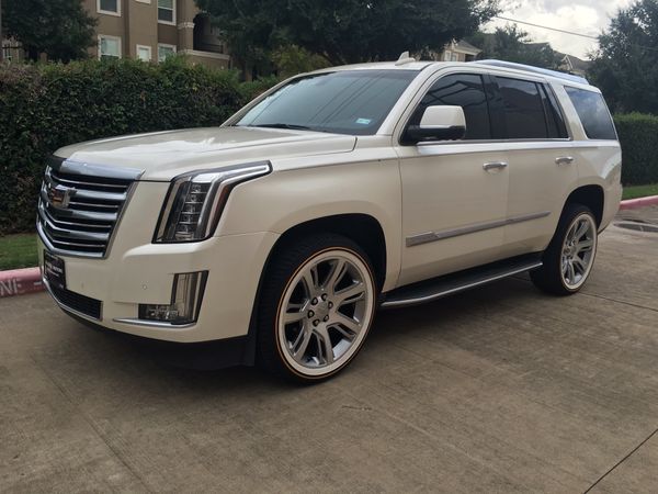 Cadillac Escalade Vogue Tires