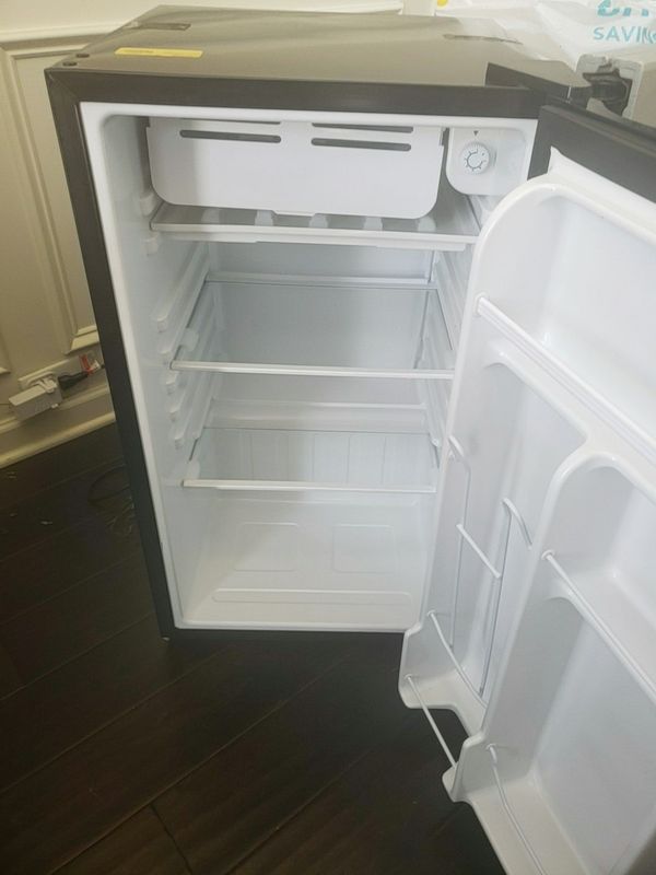 Tramontina refrigerator 3.2 cu ft for Sale in Anderson, SC OfferUp