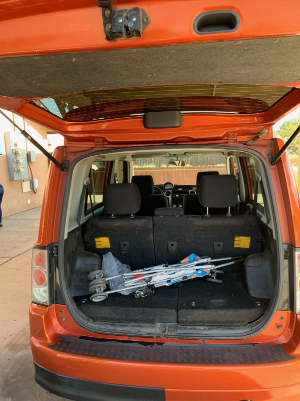 2004 scion xB 5 speed trans for Sale in Hanford, CA OfferUp